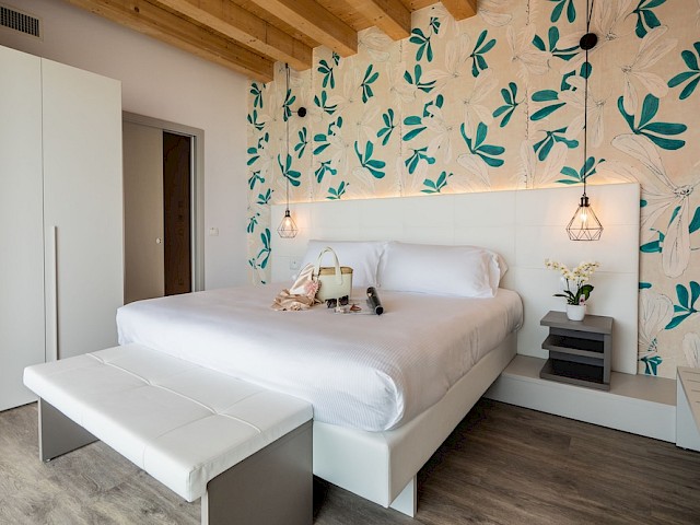 Suite, Terrace, Partial Ocean View