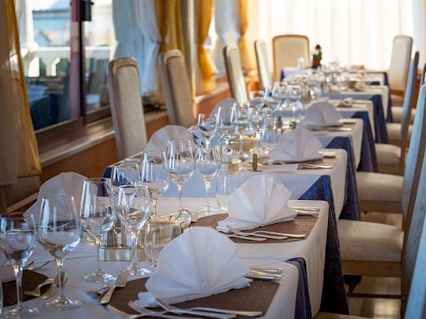 COLAZIONE E RISTORANTE